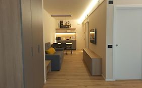 Fragilerooms